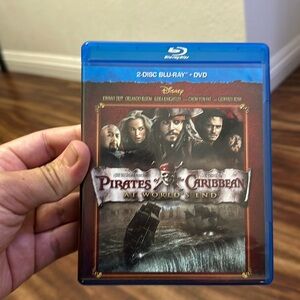 Pirates of the Caribbean at worlds end blu ray and dvd